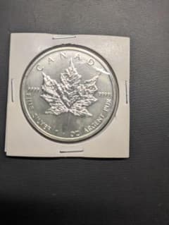 メイプルリーフ銀貨 2011 - メルカリ