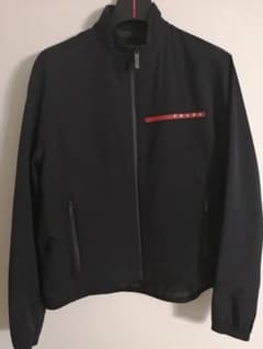 ぱくPRADA ライトバイストレッチジャケット　ナイロンジャケット PRADA(レネアロッサ)】22AWライトバイストレッチジャケット - メルカリ