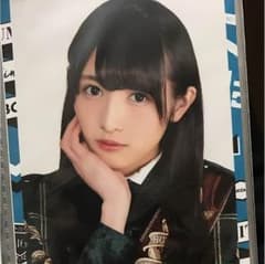 欅坂46 渡辺梨加 紅白衣装 生写真 ヨリのサムネイル