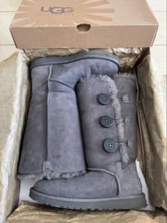 UGG ムートンブーツ グレーのサムネイル