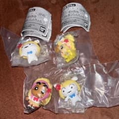 ギャル なクレヨンしんちゃん ガチャ 4種セットのサムネイル