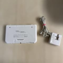 New Nintendo 3DS LL ホワイト ACアダプター付きのサムネイル