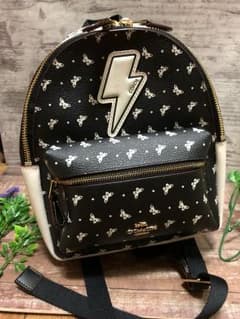 coach リュックのサムネイル