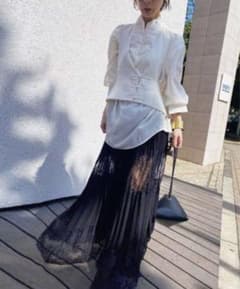 AMERI UNDRESSED LACE SANDWICH SKIRTのサムネイル