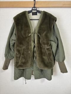 kastane カスタネ カーキ　マルチウェイファーベスト付きミリタリーコート