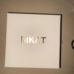 MK&T ホワイト ギフト箱のサムネイル