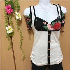 d.i.a 肩出しトップスのサムネイル
