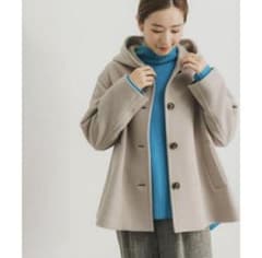 URBAN RESEARCH ショート丈Aラインフードコート ¥20,900のサムネイル