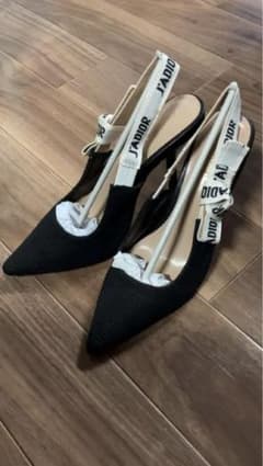 【超美品】ほぼ未使用 Christian Diorスリングバックパンプス23.5のサムネイル