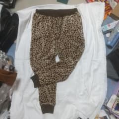 レディース ヒョウ柄 ボアパンツ ルームウェアのサムネイル