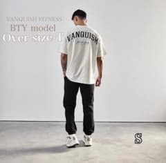 VANQUISH FITNESS BTYモデル オーバーサイズTシャツのサムネイル