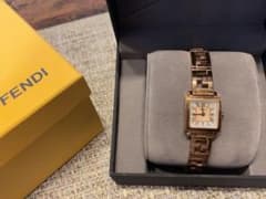 FENDI 時計のサムネイル