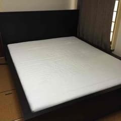 IKEAクイーンベッドのサムネイル