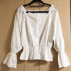 ローリーズファーム  レースブラウス  Mのサムネイル