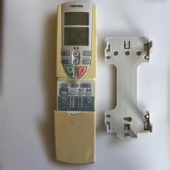 TOSHIBA エアコン用リモコン WH-F1Uのサムネイル