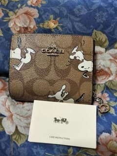 coach×スヌーピー財布のサムネイル