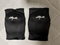 adjust セーフティーニーパットのサムネイル