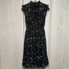 う*ぎ様 新品タグ付き メゾピアノ アソート生地プリーツワンピース 黒