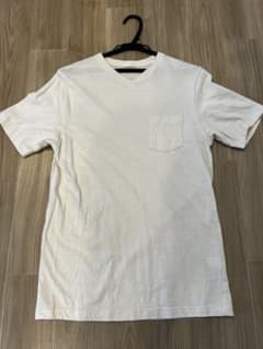 【クリーニング済】スタイリスト厳選 GU VネックTシャツ 白 L 地模様のサムネイル