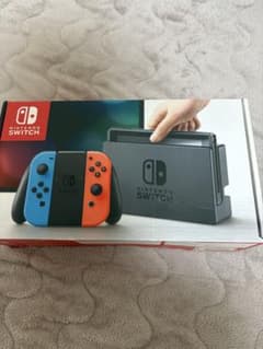 Nintendo Switch 本体 赤/青 Joy-Con スプラトゥーン付き Nintendo Switch 本体青/赤 スプラトゥーンプロコン付動作確認済み