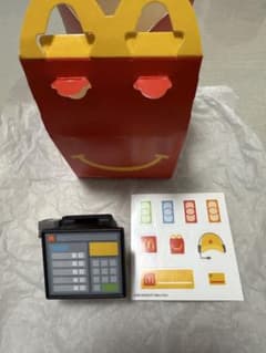 ハッピーセット　ミニチュアマクドナルド　ひみつのおもちゃのサムネイル