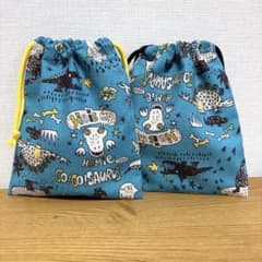 コップ巾着袋 恐竜柄 2点セット 綿麻 青緑 - メルカリ