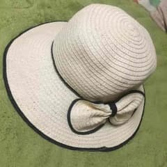 つば広 麦わら帽子 ハットのサムネイル