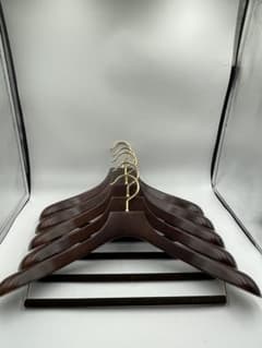 NAKATA HANGER ナカタハンガー 木製ハンガー 5本セット 茶 NAKATA HANGER ナカタハンガー 木製ハンガー 5本セット 茶 - メルカリ