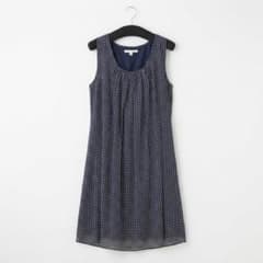 URBAN RESEARCH DOORS ドット柄ワンピース ノースリーブ 黒のサムネイル