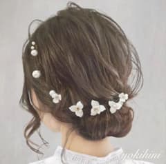 ブライダル 2次会 髪飾り結婚式 成人式 ハンドメイド ヘアアクセサリーのサムネイル