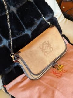 LOEWE 極上カーフスウェードショルダーバッグ ベージュ スペイン製 