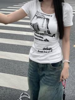 SHEIN 半袖 カジュアルTシャツ 韓国のサムネイル