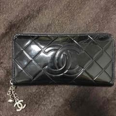 CHANEL財布のサムネイル
