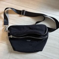 マウジー　moussy ボディバッグのサムネイル