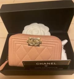 美品　CHANEL財布のサムネイル
