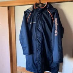 ぴの様専用　チャンピオン　ジュニア140 ベンチコートのサムネイル