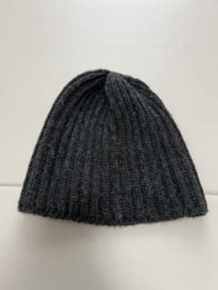 《美品》URBAN RESEARCH ダークグレー ニット帽のサムネイル