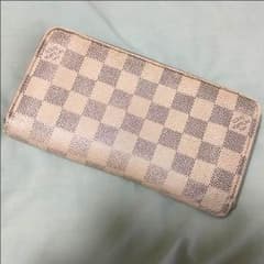 ルイヴィトンの財布  正規品のサムネイル