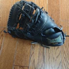 少年野球 玉沢  左効きファーストミットのサムネイル