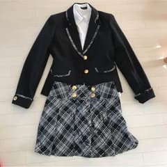 子供卒業服のサムネイル