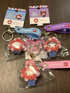 ミャクミャク サンリオ 立体マスコット フロッキーストラップ 3点