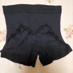 藤森夕子さんのマカロンヒップのサムネイル
