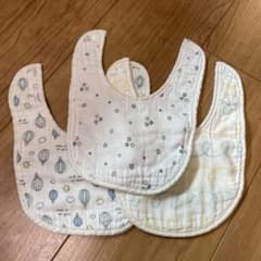 スタイ、よだれかけ、エプロンのサムネイル