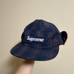 Supreme チェック柄 耳当て付きキャップ - メルカリ