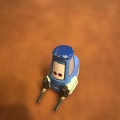 ディズニー カーズ トミカ グイド ミニカー値下げ中のサムネイル