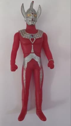 ウルトラマン フィギュア 赤 シルバーのサムネイル
