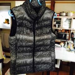 専用 ユニクロ S ウルトラライトダウン ベスト グレーのサムネイル