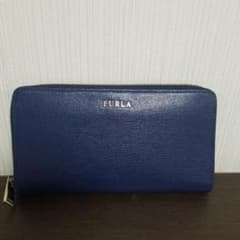 FURLA　フルラ　長財布のサムネイル