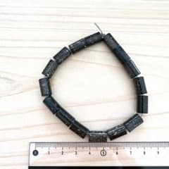 ビーズ 円柱 ブラック×ホワイト パーツのサムネイル
