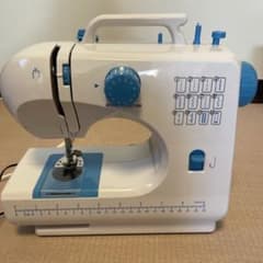 コンパクトミシンのサムネイル